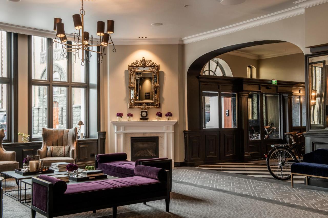Victoria Hotel 4*